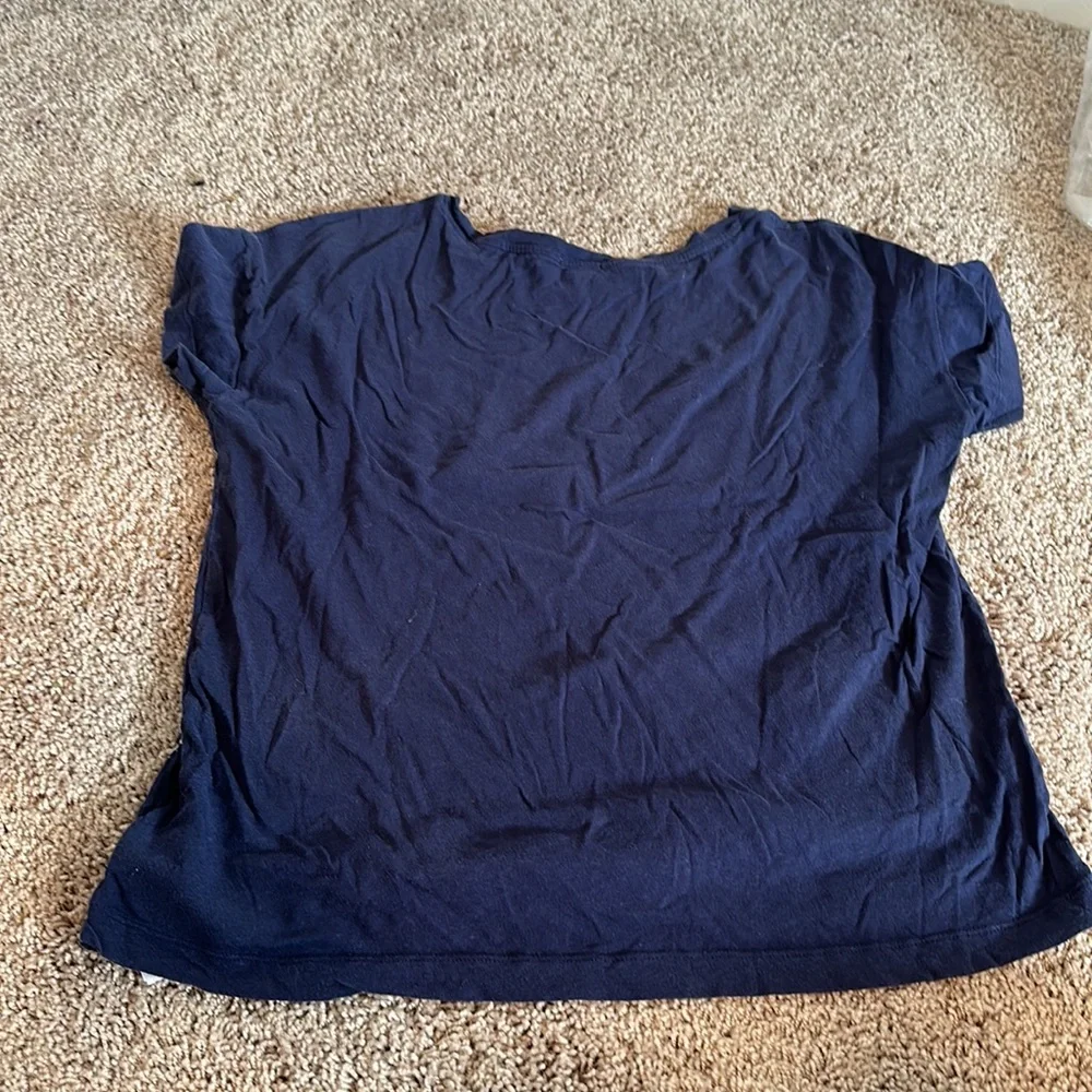 Gap t shirt size medium - Picture 2 of 3
